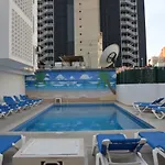 Apts Ara With Pool شقة بينايدورم