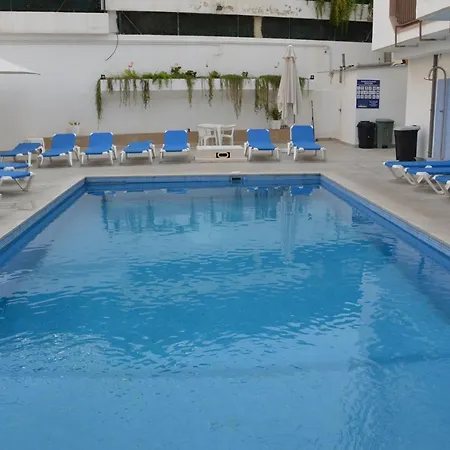Apts Ara With Pool
