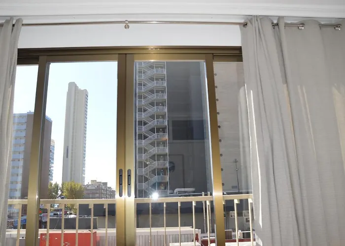 Apts Ara With Pool * 베니돔