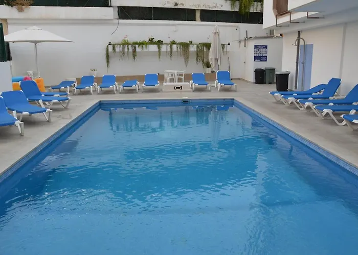 Apts Ara With Pool